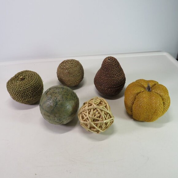 Textured (6) Decor items (vase, bowl, or shelf decor) - Picture 1 of 8